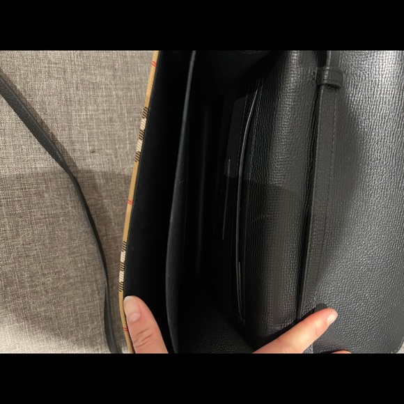 ✨LAST CALL✨Burberry Macken Small Vintage Check & Leather Crossbody Bag - Picture 5 of 10